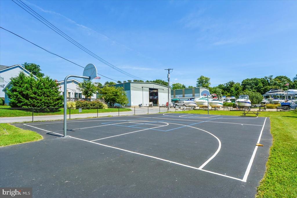 1622 GRANGE ROAD