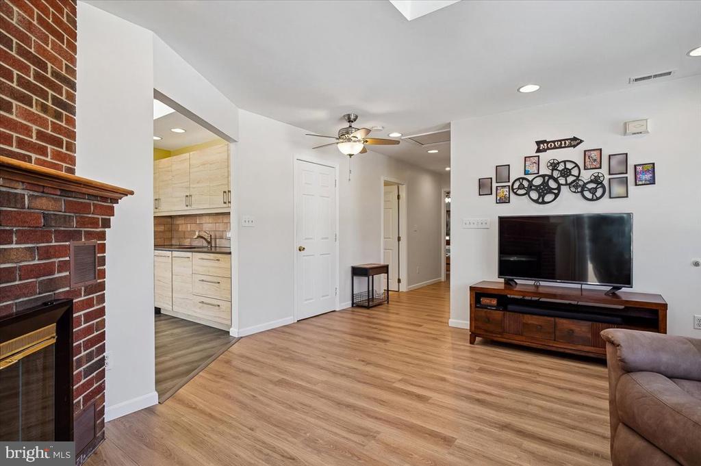 1622 GRANGE ROAD