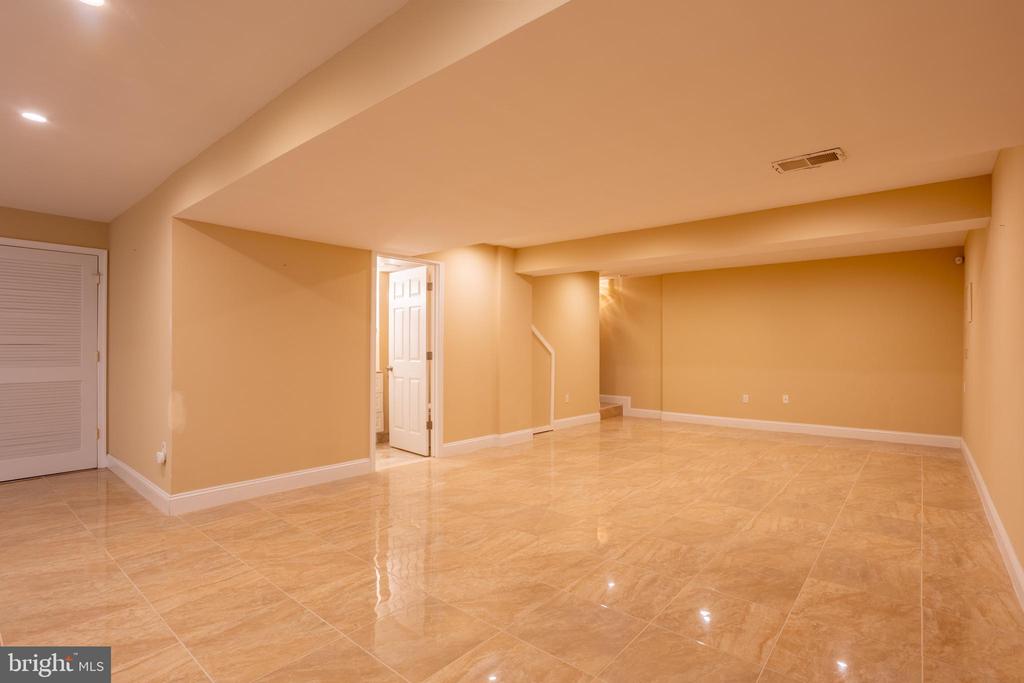 7740 ROTHERHAM DRIVE