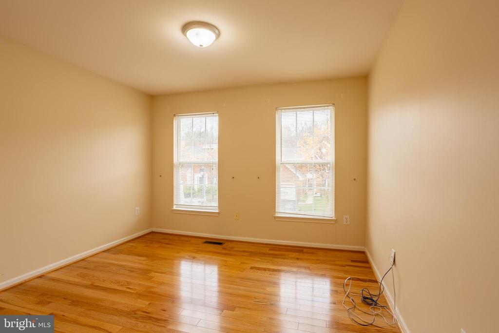 7740 ROTHERHAM DRIVE