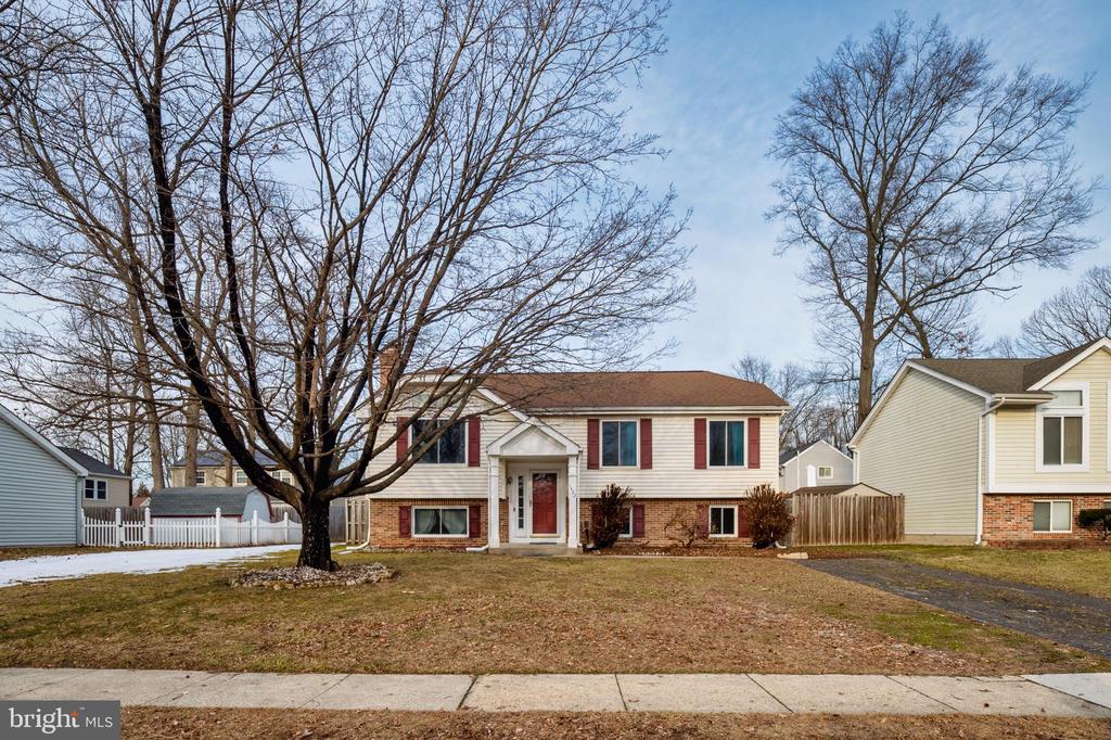 1422 FAIRBANKS DRIVE