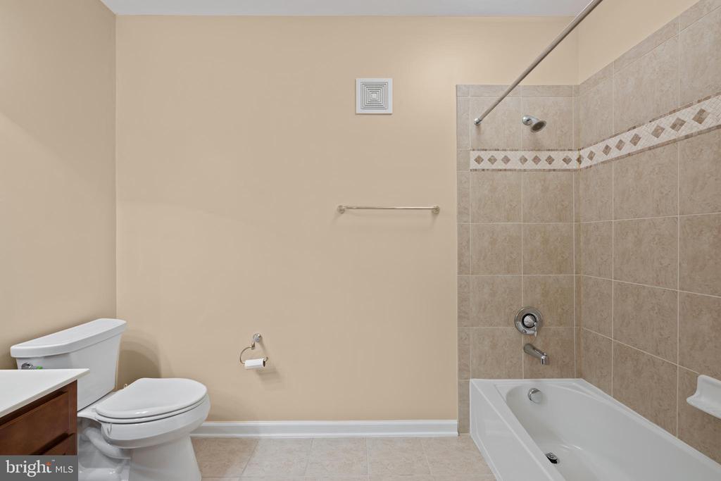 1408 WIGEON WAY 301