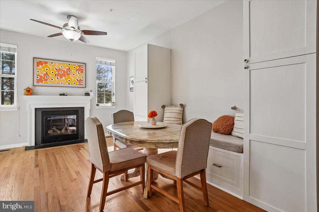 7326 MOCKINGBIRD CIRCLE