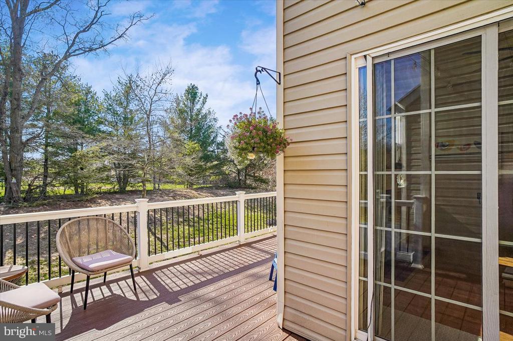 7326 MOCKINGBIRD CIRCLE