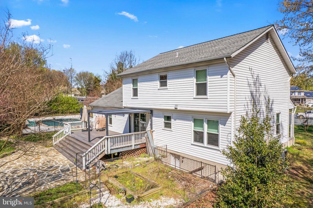 7777 HARMER COURT
