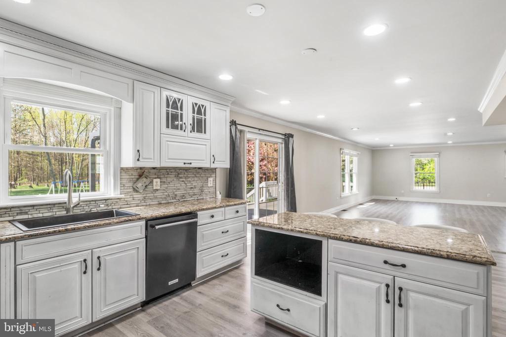 7777 HARMER COURT