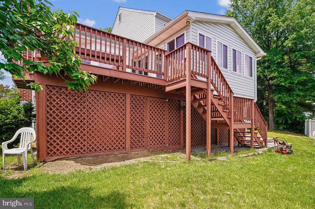 2012 BUNKER HILL COURT