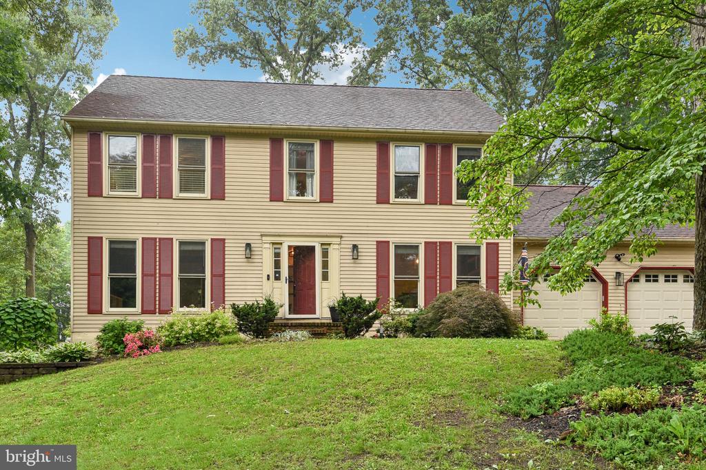 234 AMBLESIDE DRIVE