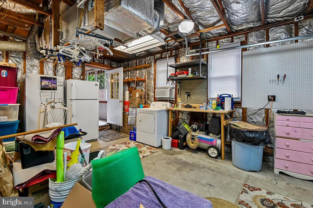 1731 TACOMA ROAD