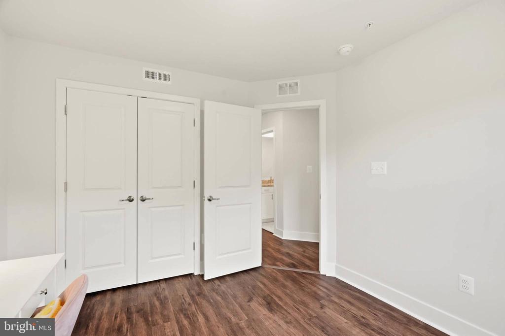 124 TREBLIS WAY