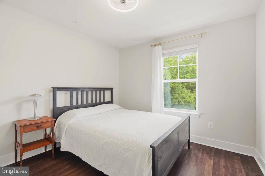 124 TREBLIS WAY