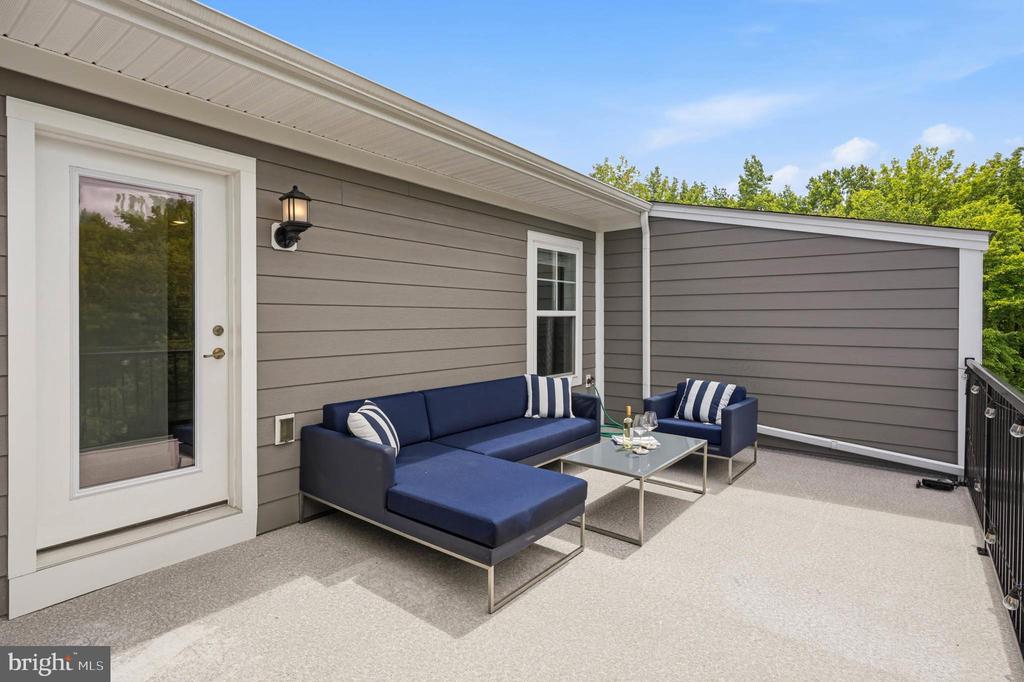 124 TREBLIS WAY