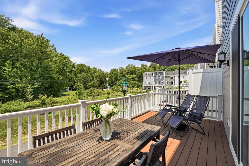 124 TREBLIS WAY