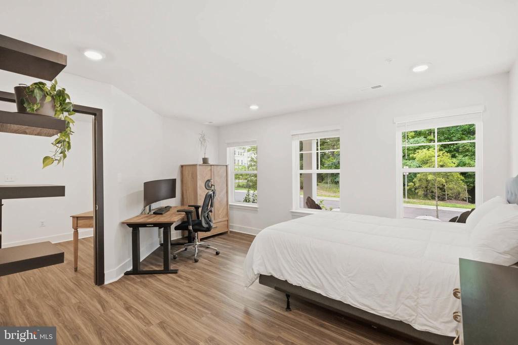 124 TREBLIS WAY