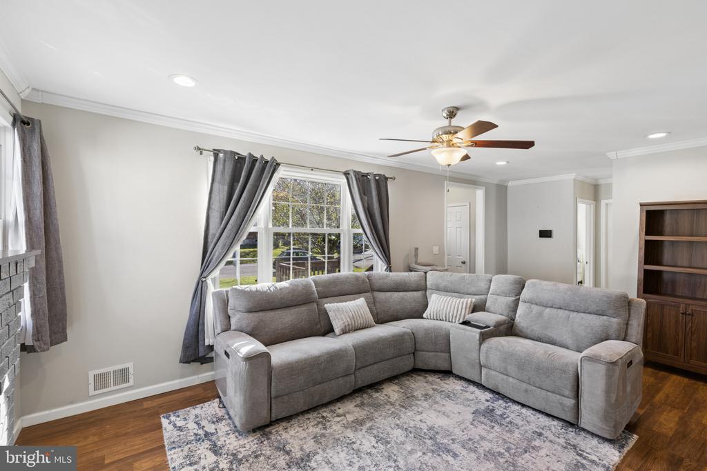 708 SEAGROVE ROAD