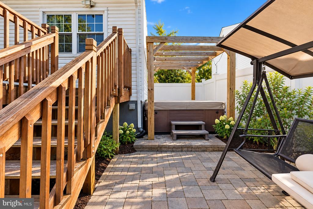 708 SEAGROVE ROAD