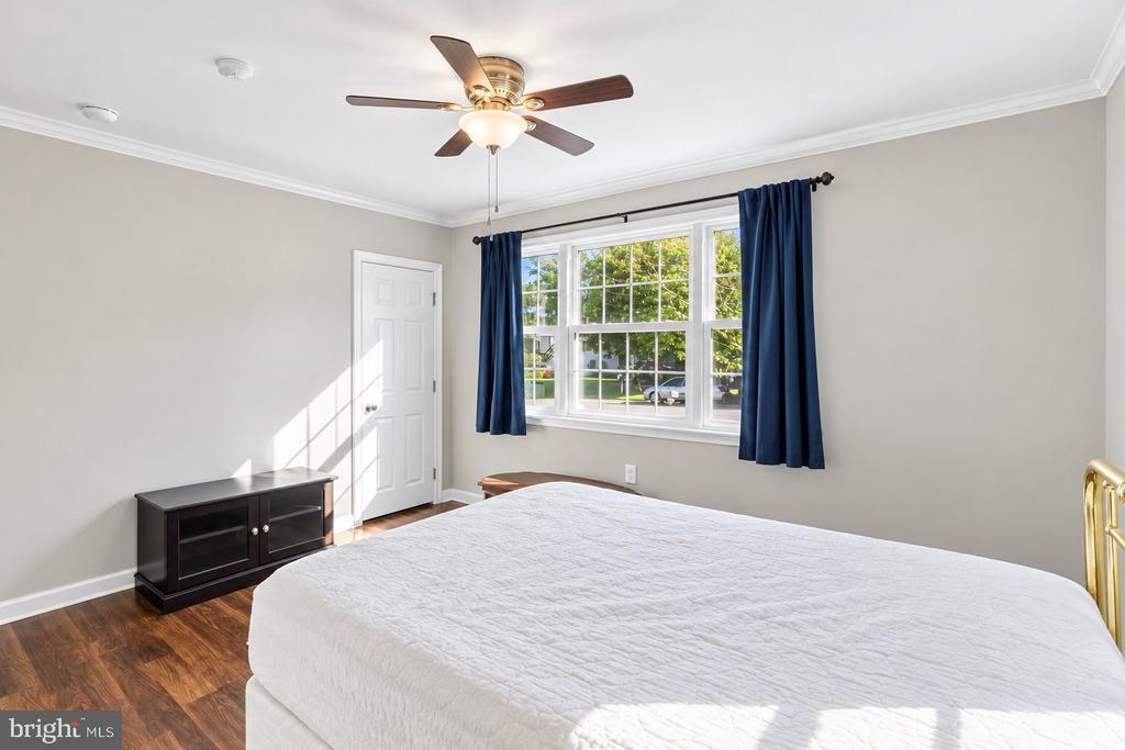 708 SEAGROVE ROAD