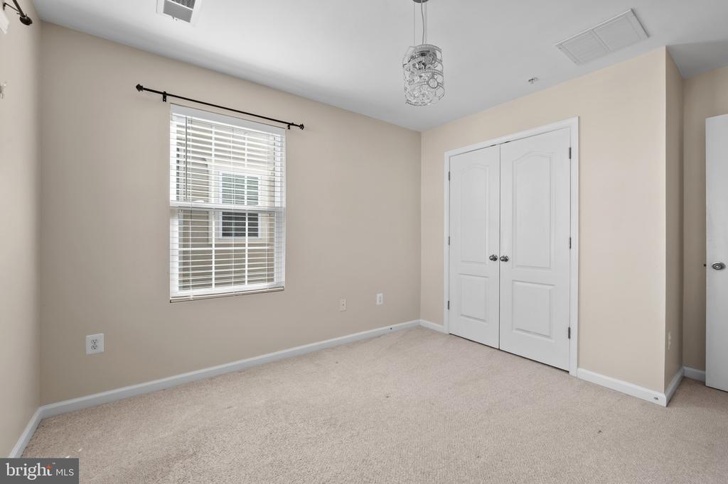 8548 CROOKED TREE LANE
