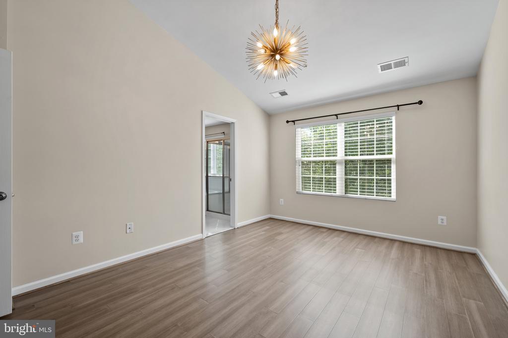 8548 CROOKED TREE LANE