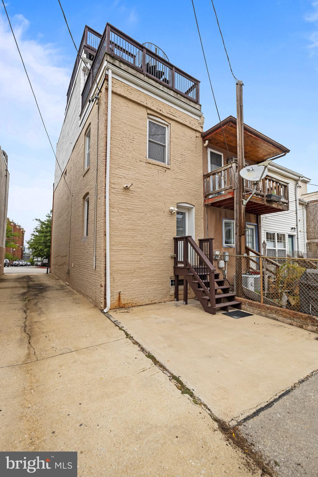 521 E GITTINGS ST