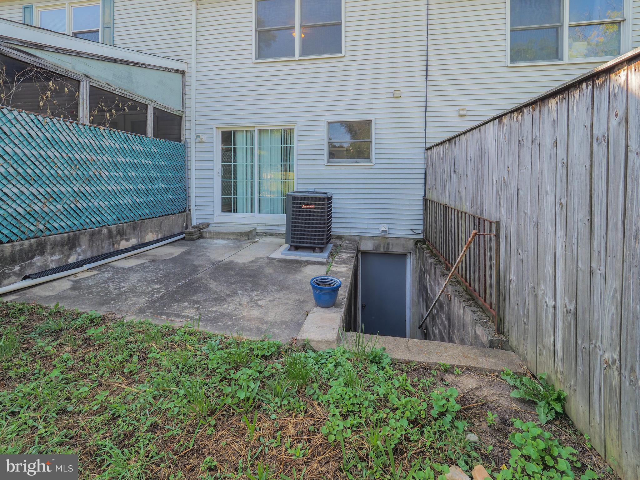 3504 MacTavish Ave