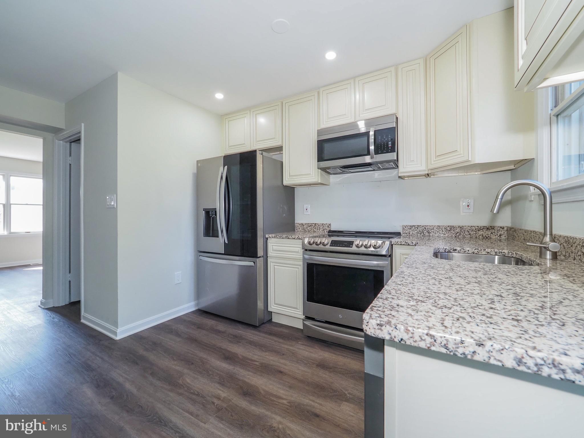 3504 MacTavish Ave