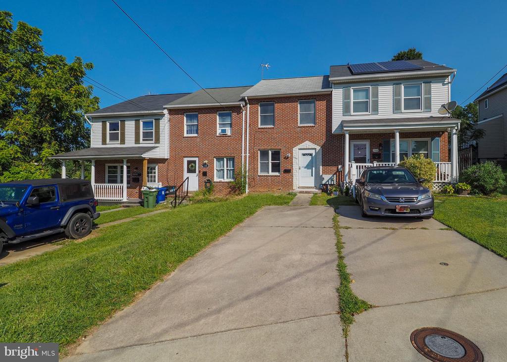 3504 MacTavish Ave