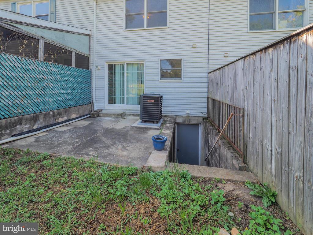 3504 MacTavish Ave