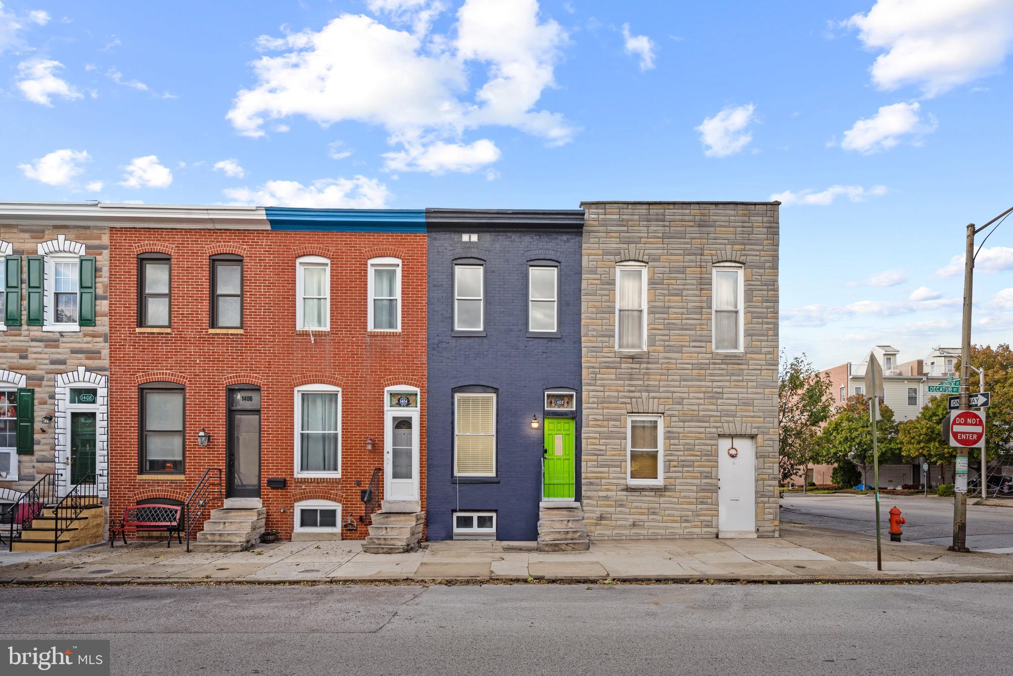 1402 Decatur St