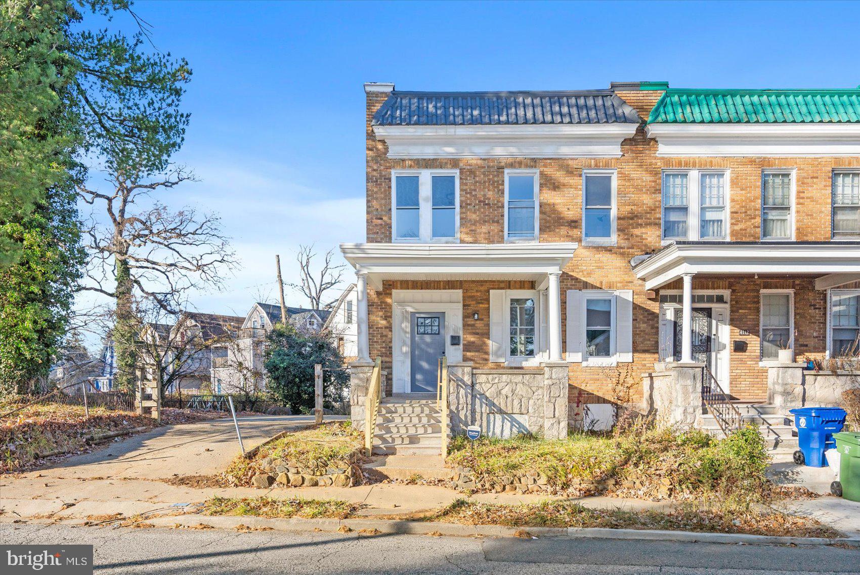 4114 W Forest Park Ave