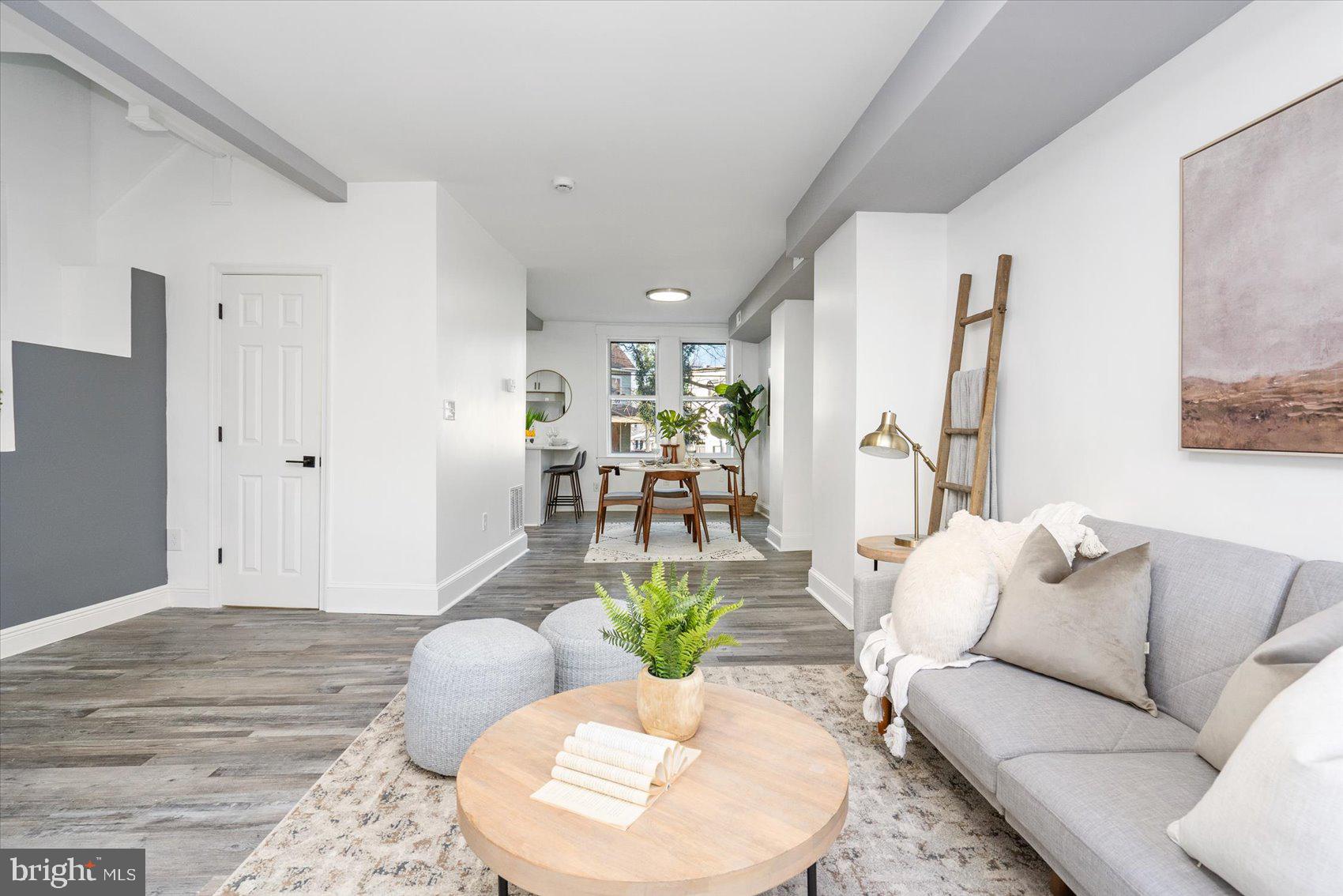 4114 W Forest Park Ave