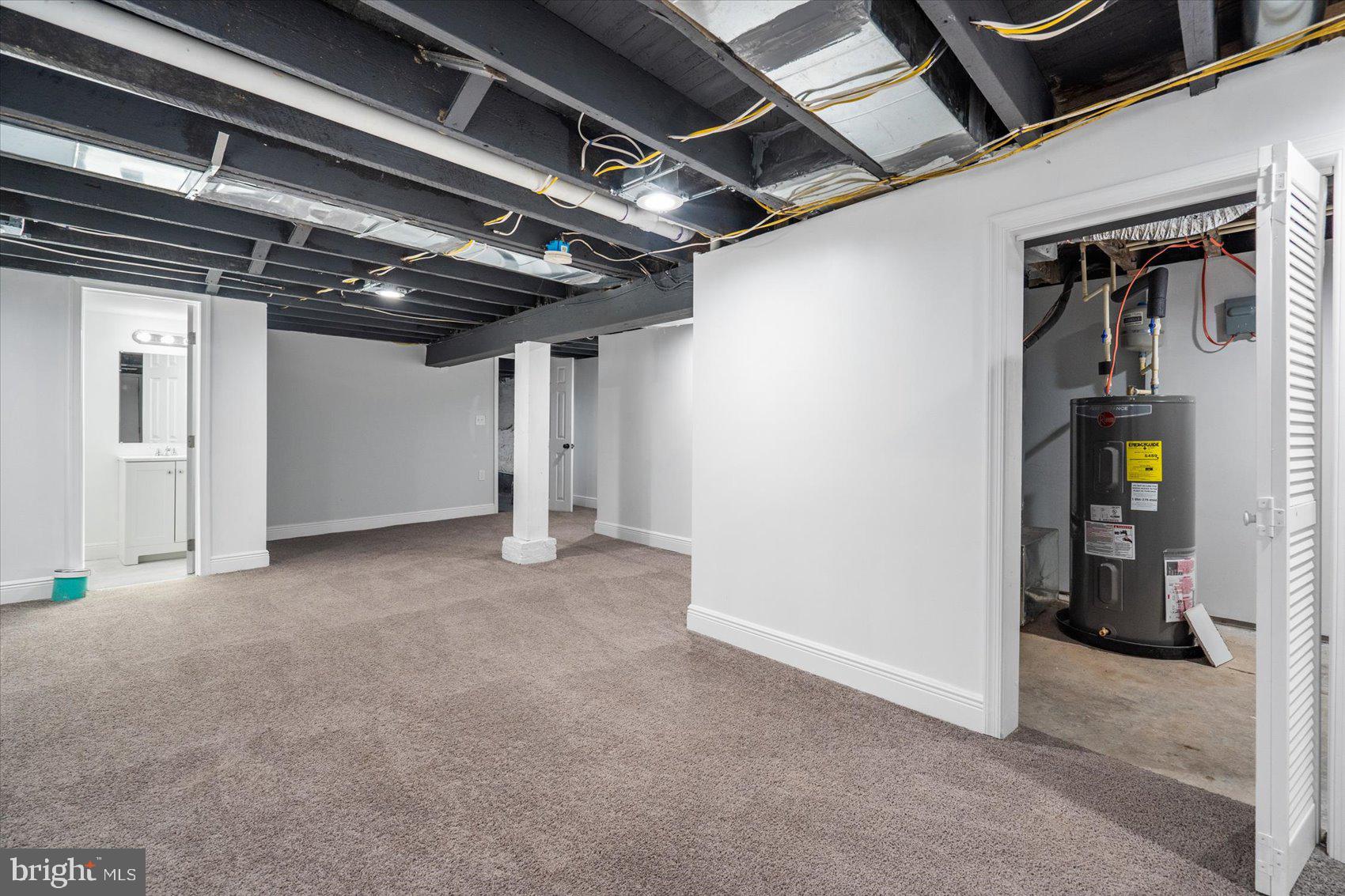 4114 W Forest Park Ave