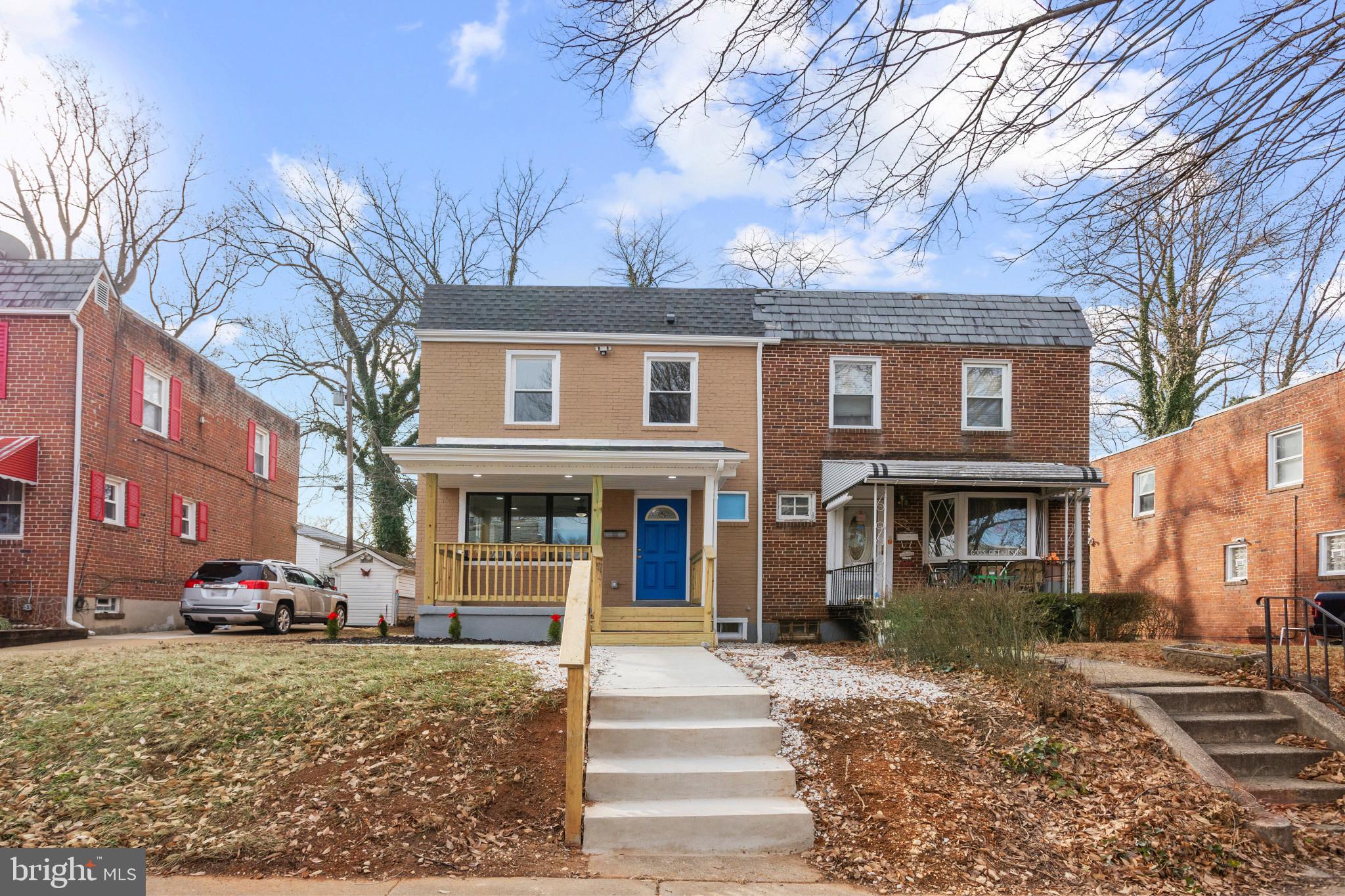 5525 Belle Ave