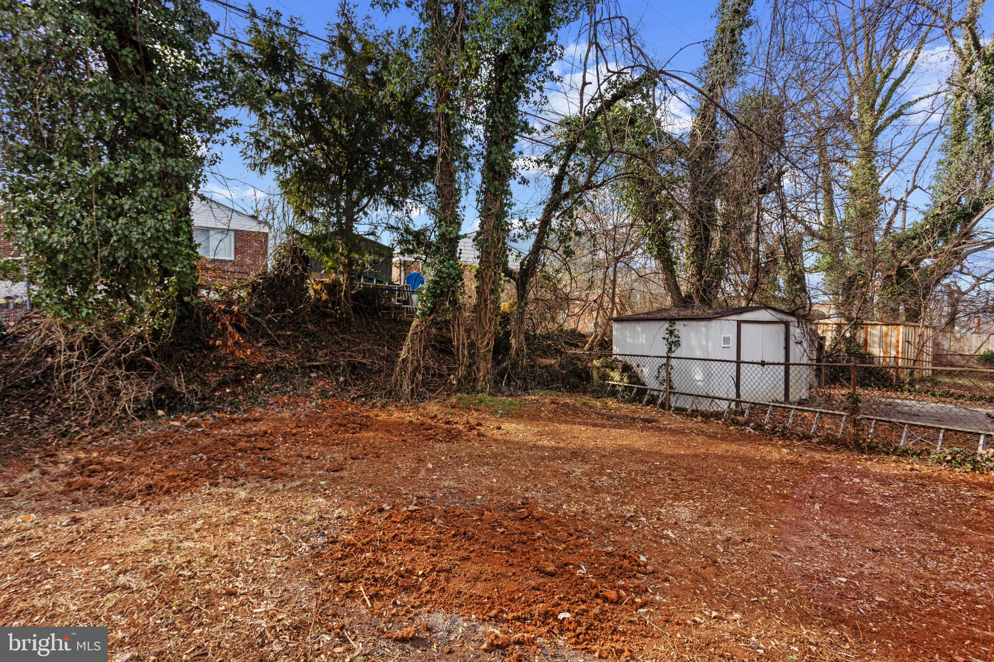 5525 Belle Ave