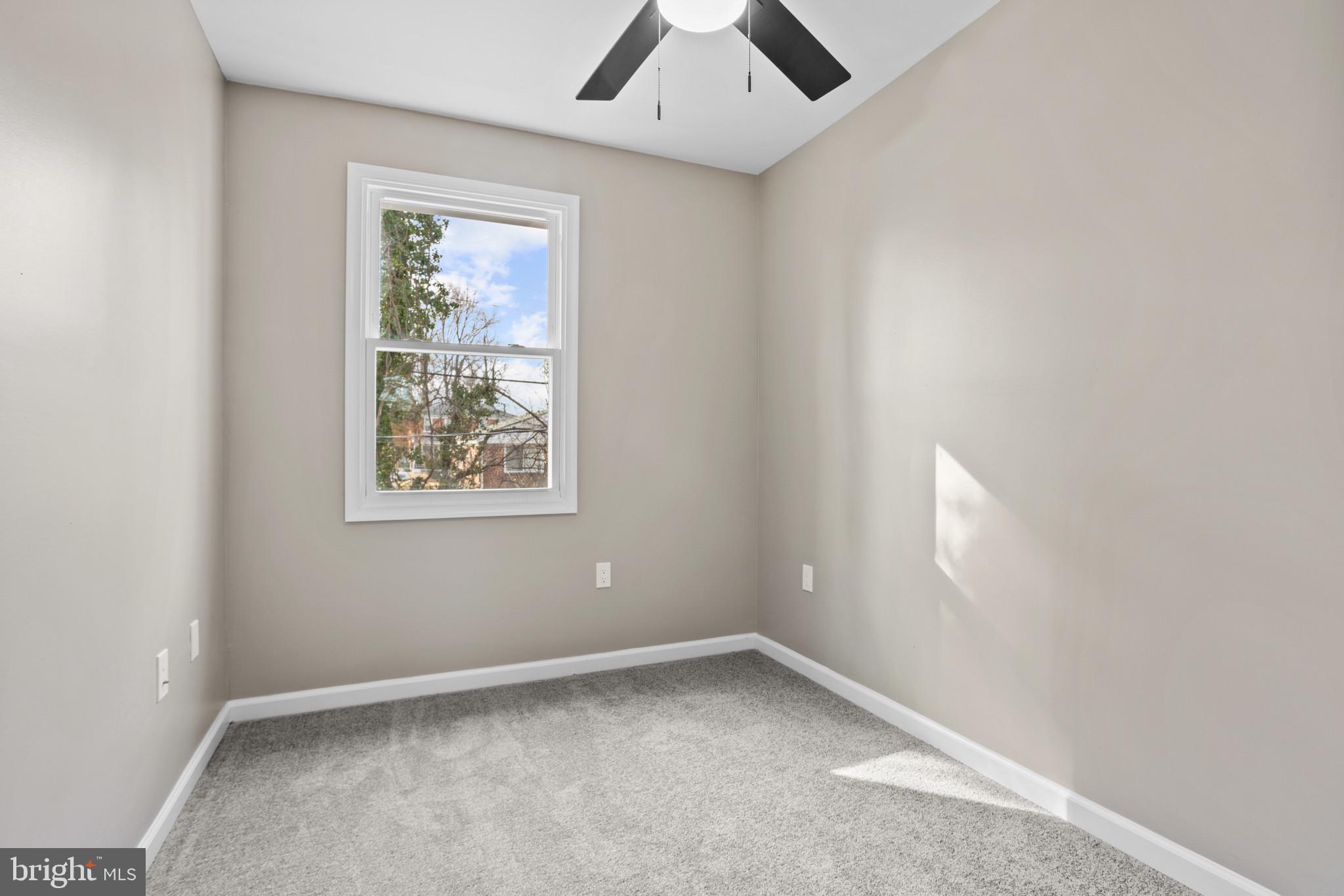 5525 Belle Ave