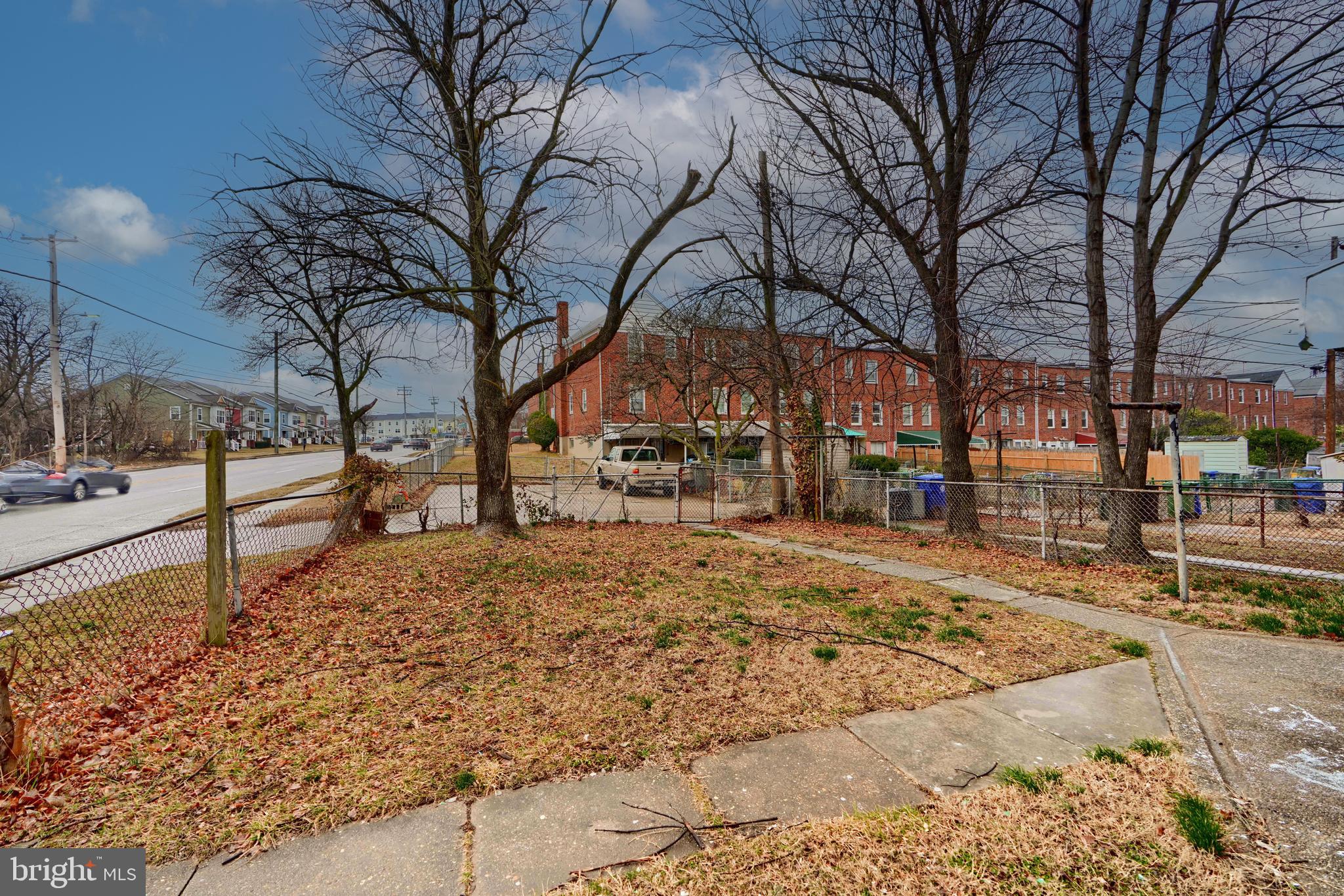 4131 Ardley Ave