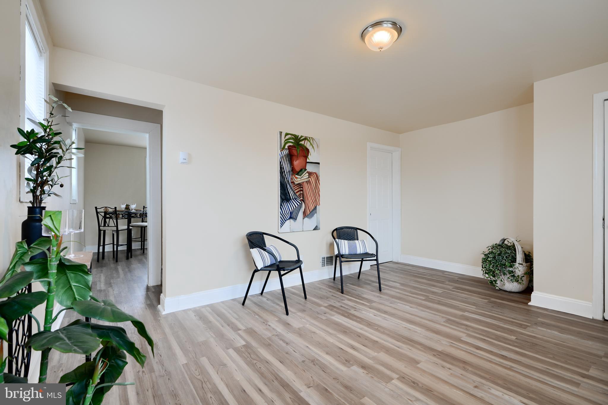 4131 Ardley Ave