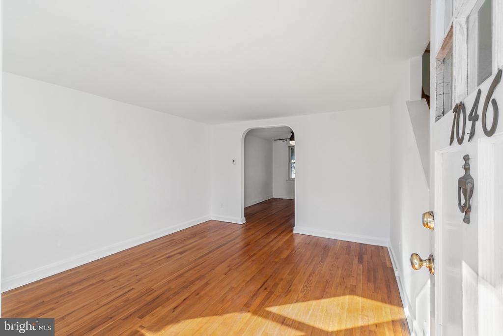 1046 Rockhill Ave