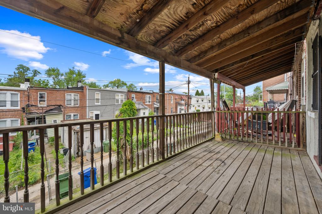 3212 Normount Ave