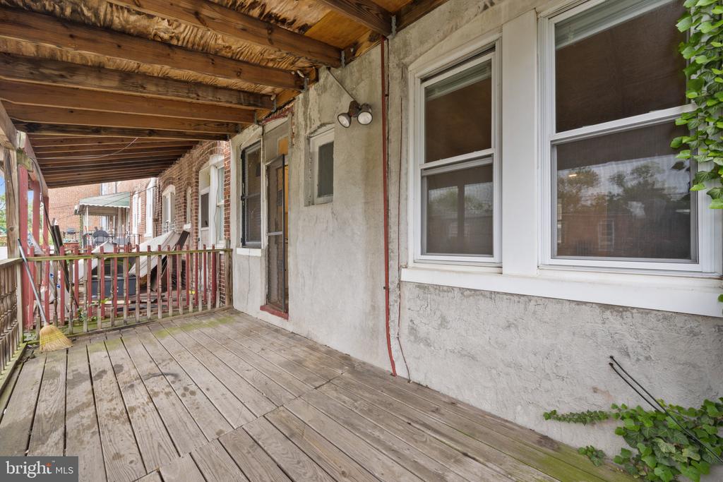 3212 Normount Ave