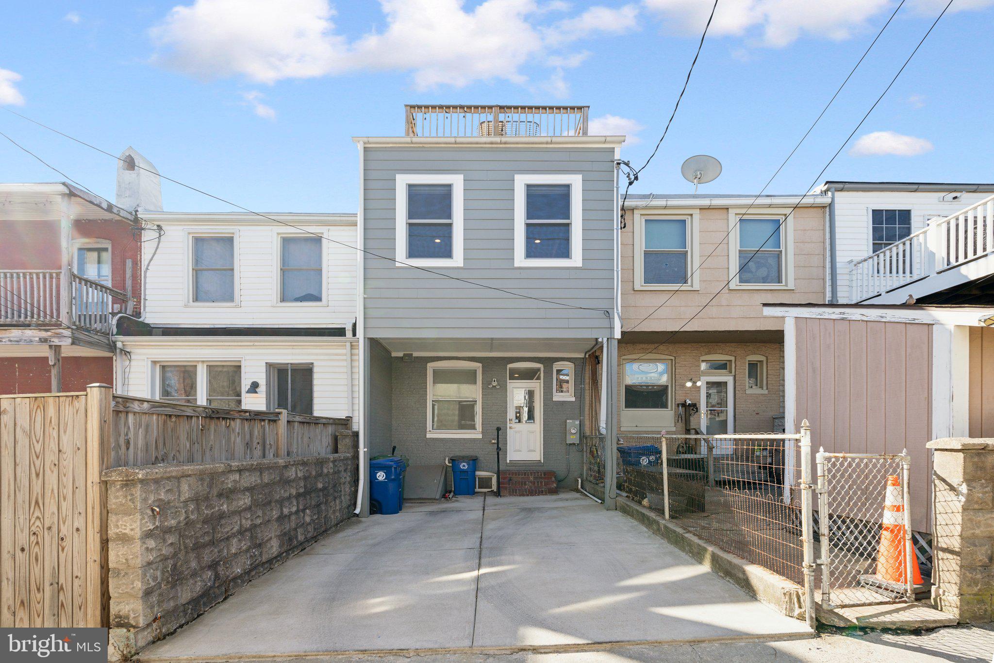 3922 Foster Ave