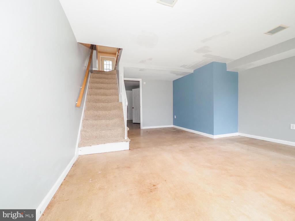 3607 CLARENELL RD