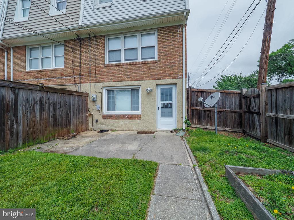 3607 CLARENELL RD