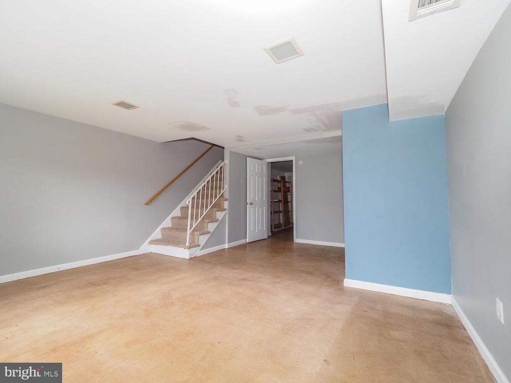 3607 CLARENELL RD