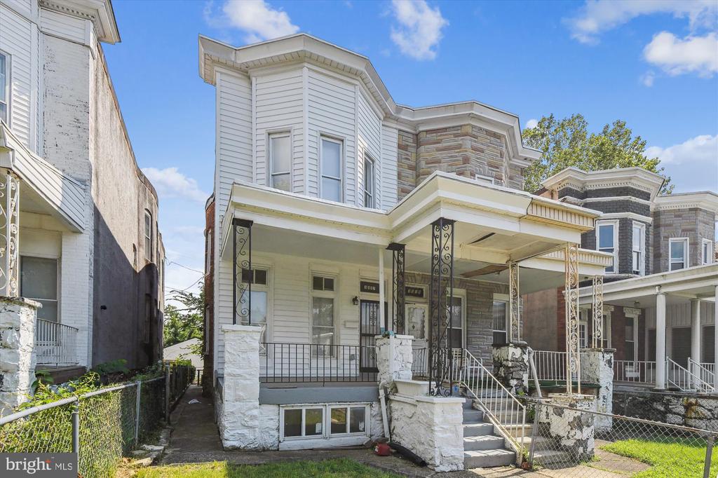 3017 Belmont Ave