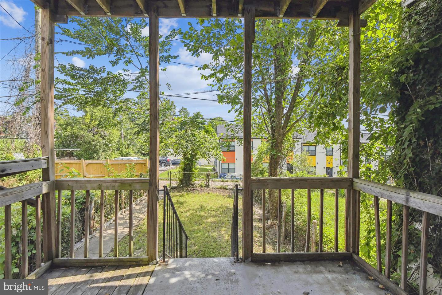 3017 Belmont Ave