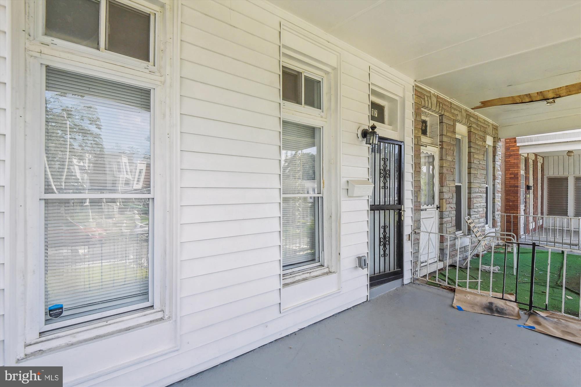 3017 Belmont Ave