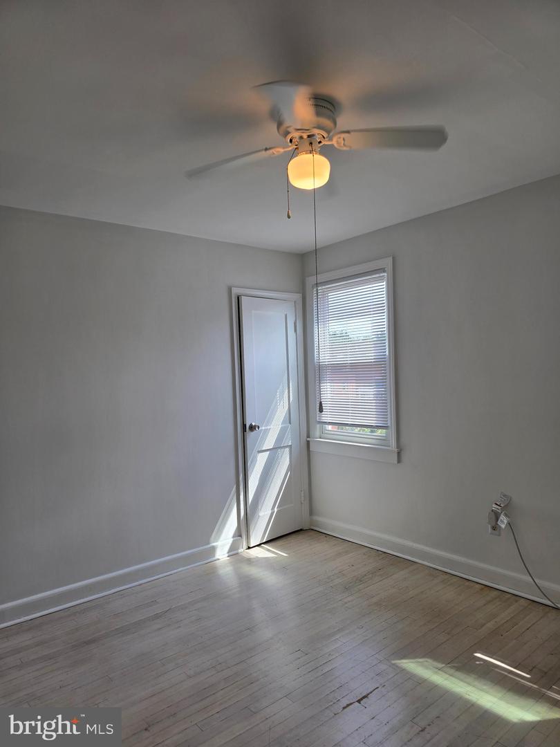 1046 ROCKHILL AVE