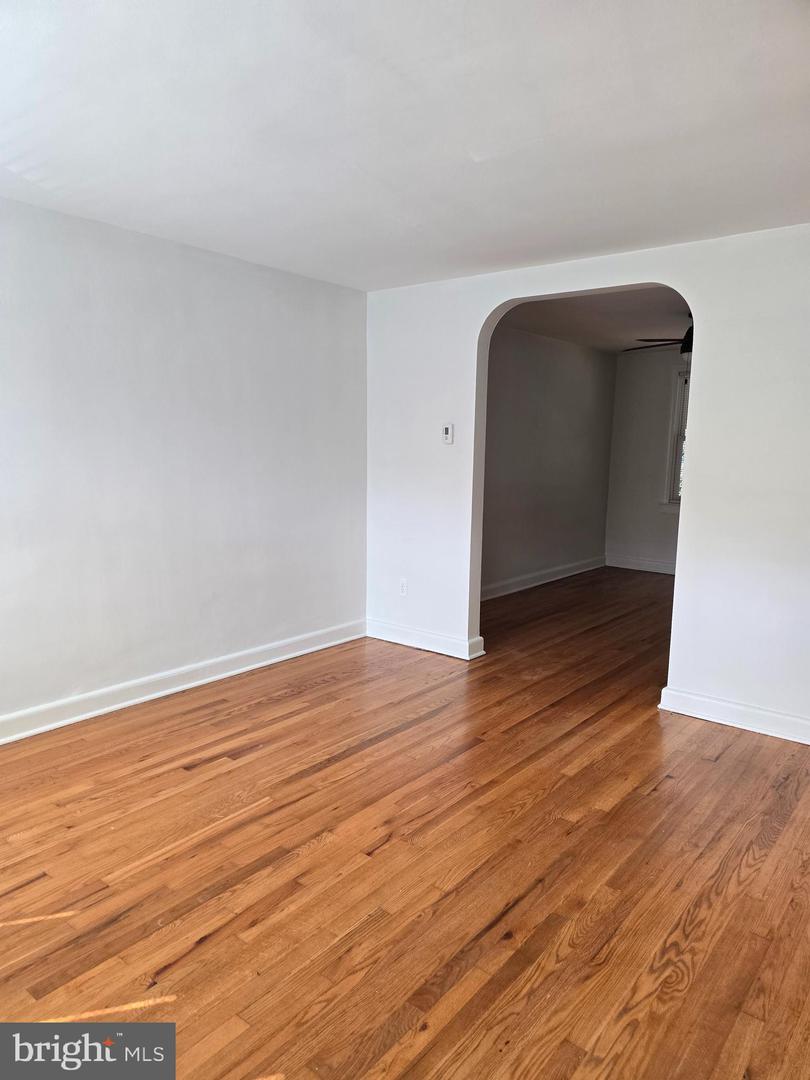 1046 ROCKHILL AVE