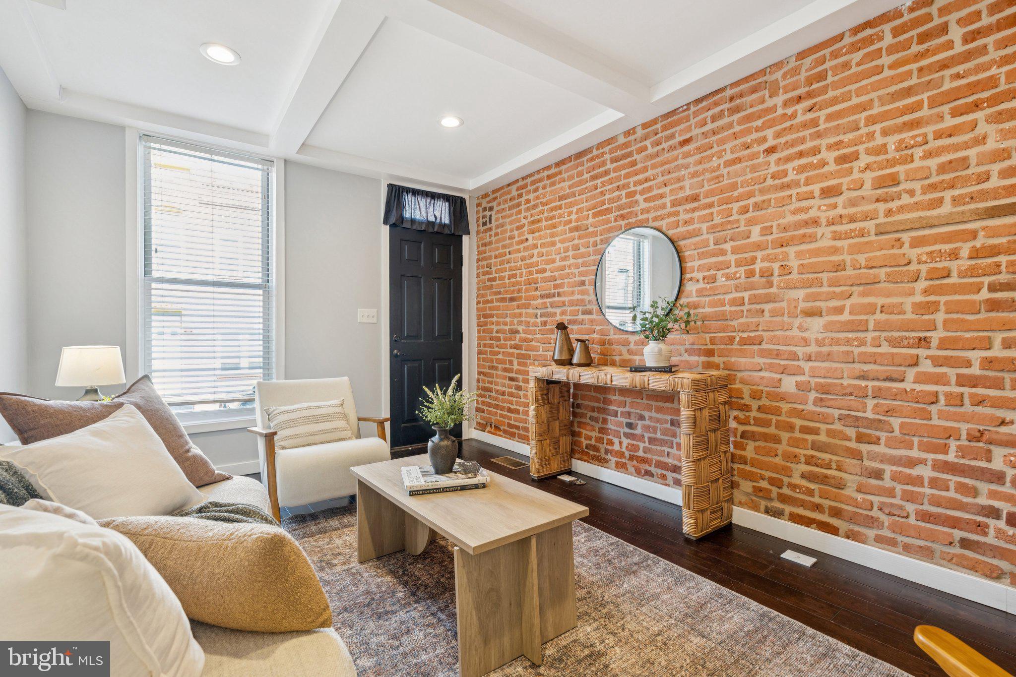 1431 RICHARDSON STREET